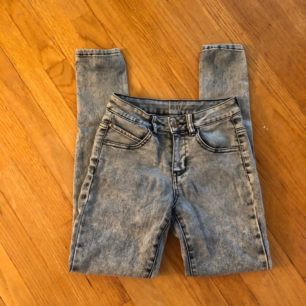 Delia’s Delia*s Liv skinny jeans 1-2 stretch EUC